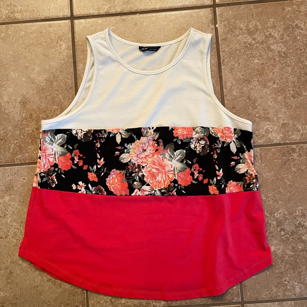 SHEIN tank - Picture 2 of 3